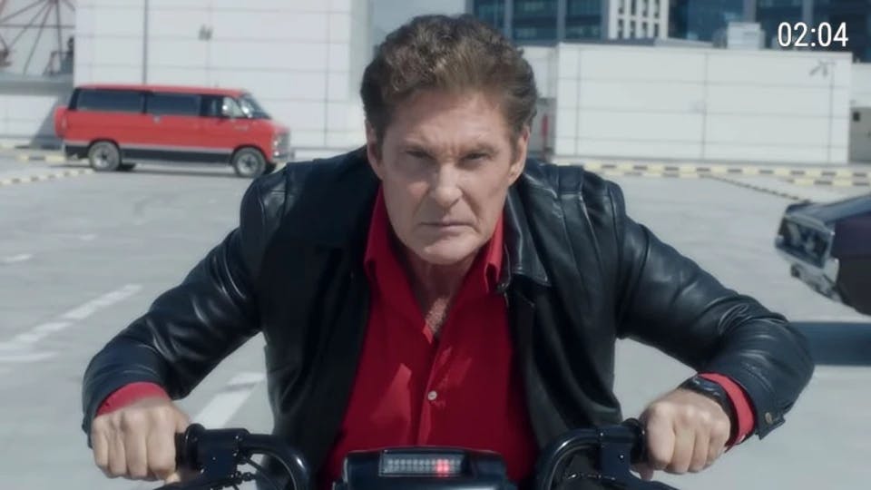David Hasselhoff als "Moped Rider" für Mobile.de